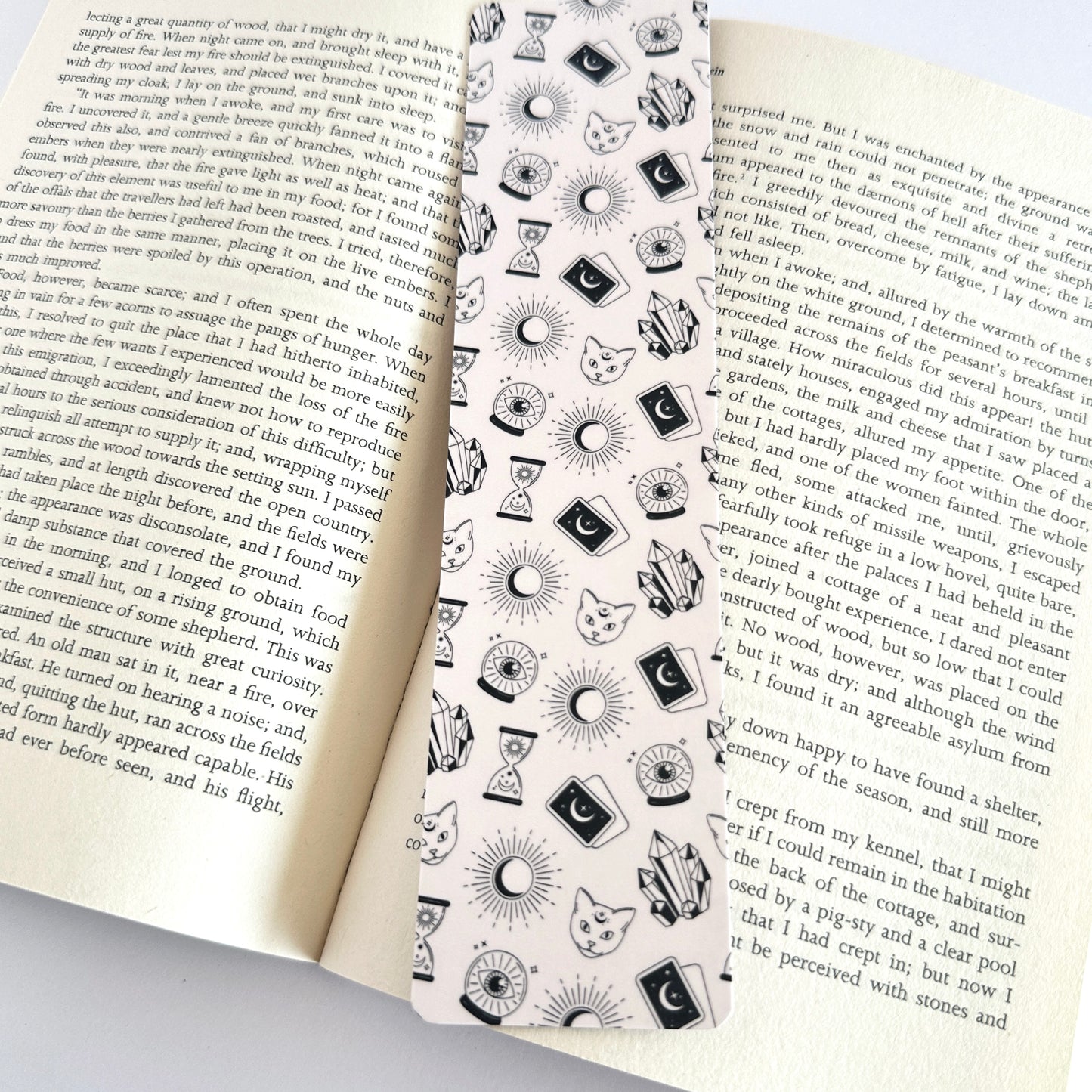 Cat Bookmark, Crystal Bookmark, Moon Bookmark, Cool Bookmarks, Gift for Reader, Reading Accessories, Bookish Merch, Book Lover Gift, Mythic