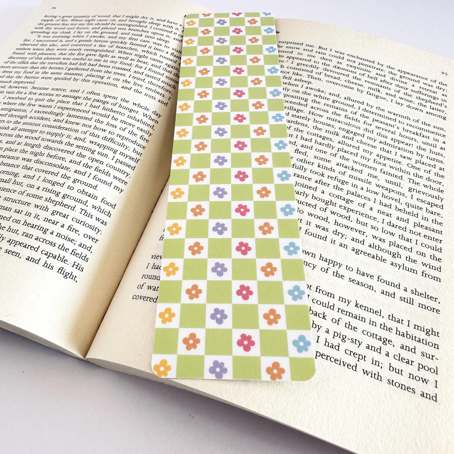 Flower Bookmark, Retro Bookish Merch, Paper Bookmark, Gifts for Readers Women, Book Lover Gift, Book Club Gift, Reading Accessories, Checker